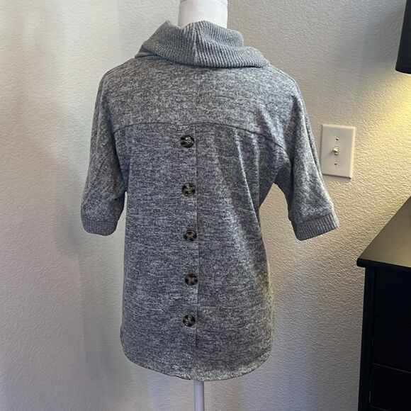 Parallel Skies Gray Short Sleeve Cowl Neck Sweater - Size Small - Picture 2 of 4